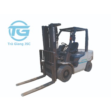 XE NÂNG DẦU UNICARRIERS 3.5 TẤN